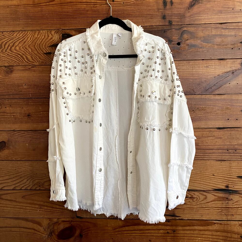 Elan Oversized White Denim Shirt Jacket with Silver Studs size Small